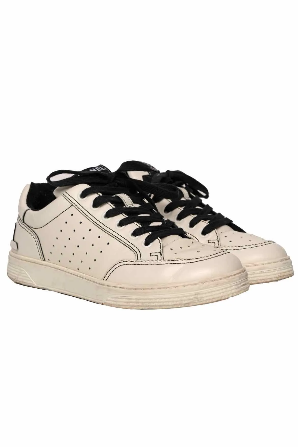 Chanel Size 38 Sneaker