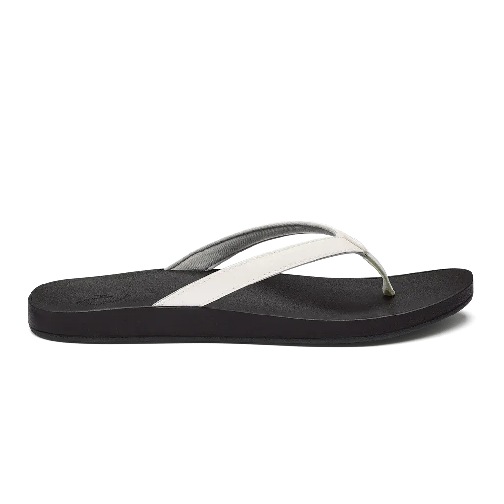 OluKai Women's Puawe Sandal